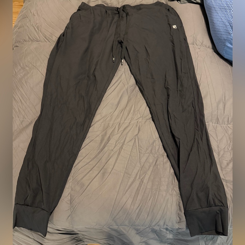 Born Primitive Men's Lightweight Drawstring Jogger Pants - Black size Large